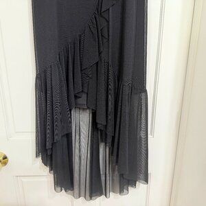 Share NEW with Tags Veronique Young Black Ruffle Long Skirt sz 4